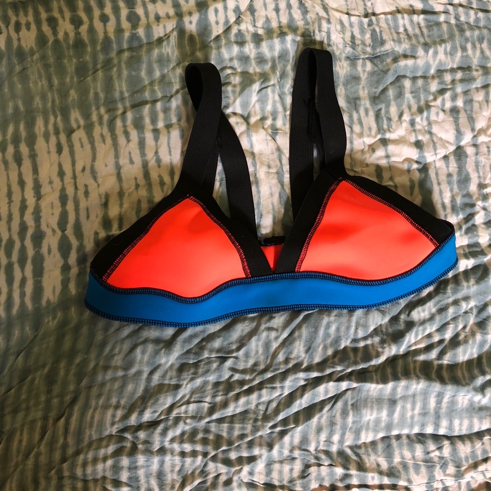 Neoprene Indah top